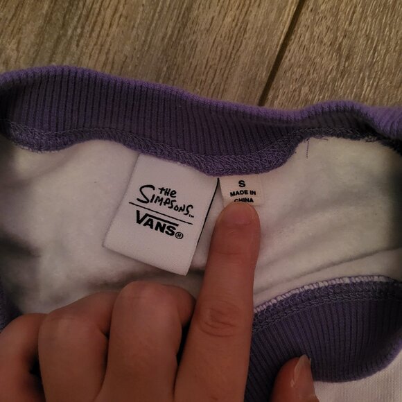 RARE Vans Lisa Simpson for president sweatshirt - Picture 7 of 9